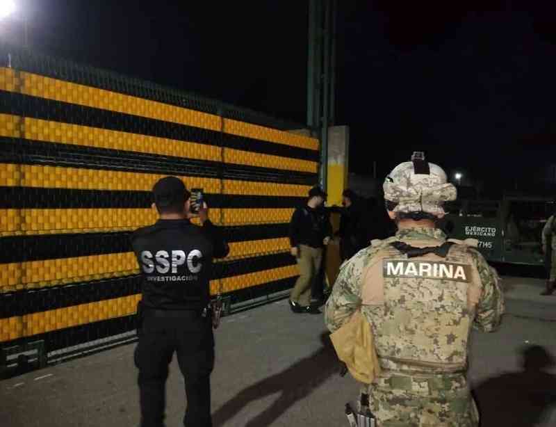 Fuerte golpe al huachicol en Altamira, Tamaulipas: aseguran 297 mil litros de presunto diésel Fuerte golpe al huachicol en Altamira, Tamaulipas: aseguran 297 mil litros de presunto diésel