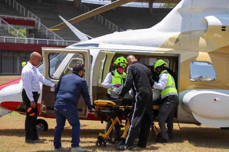 Trasladan en ambulancia aérea a niño lesionado en accidente automovilístico en Soto la Marina Trasladan en ambulancia aérea a niño lesionado en accidente automovilístico en Soto la Marina